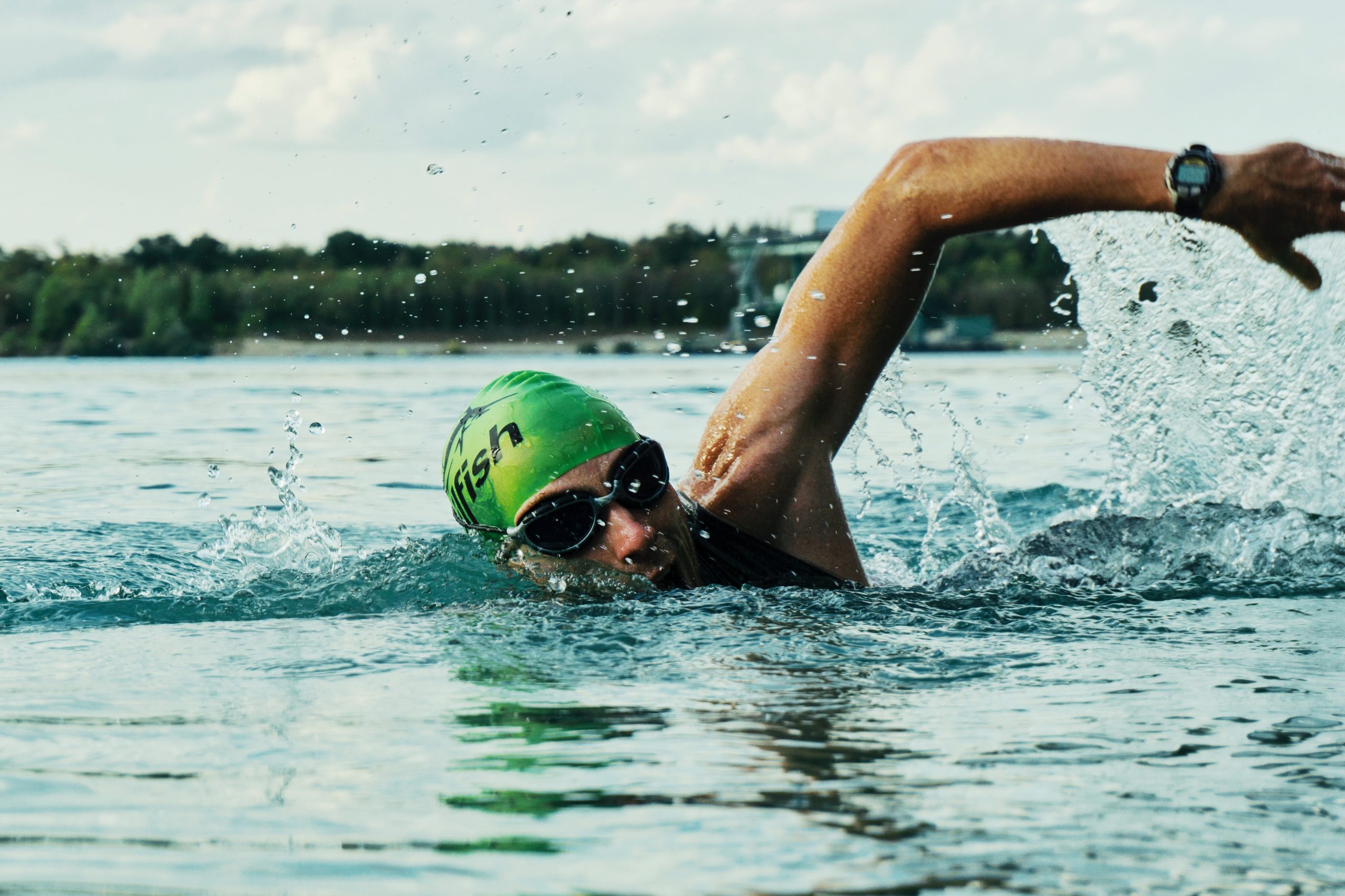 Pływanie dla zdrowia i urody – korzyści